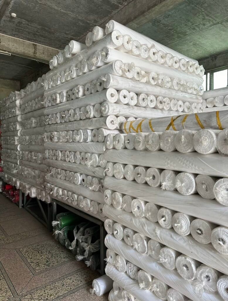 Artificial-flower-raw-materials-selection-silk-plastic-latex—PJTL-factory-Shantou