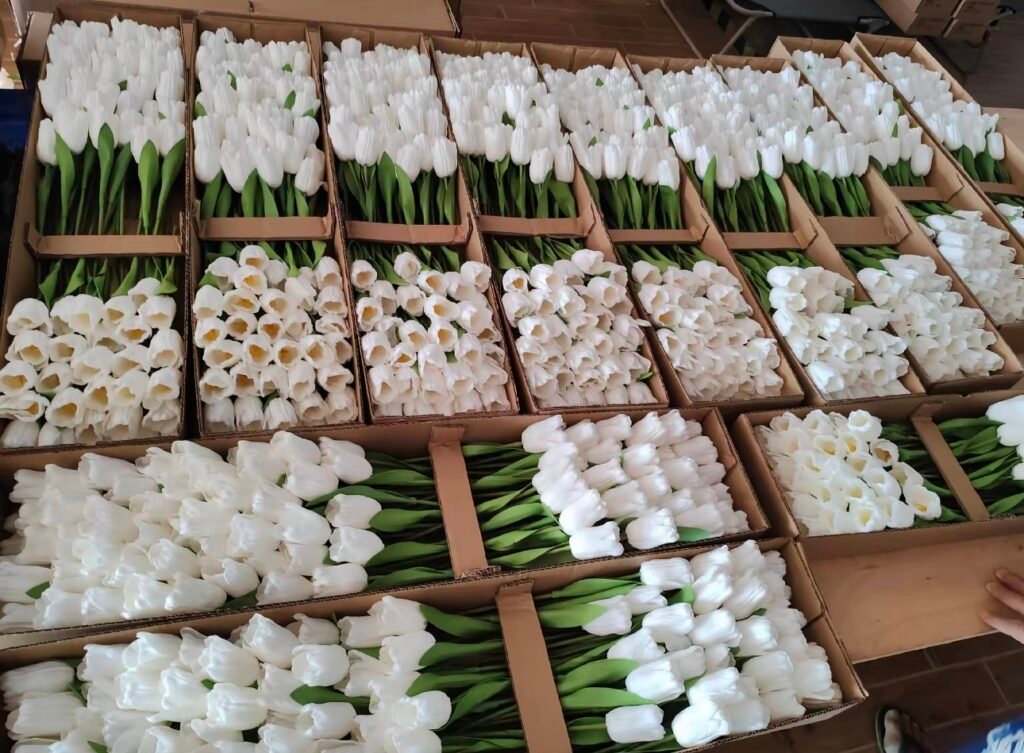 Wholesale-artificial-flowers-packaging-sorting-PJTL-factory-direct-China