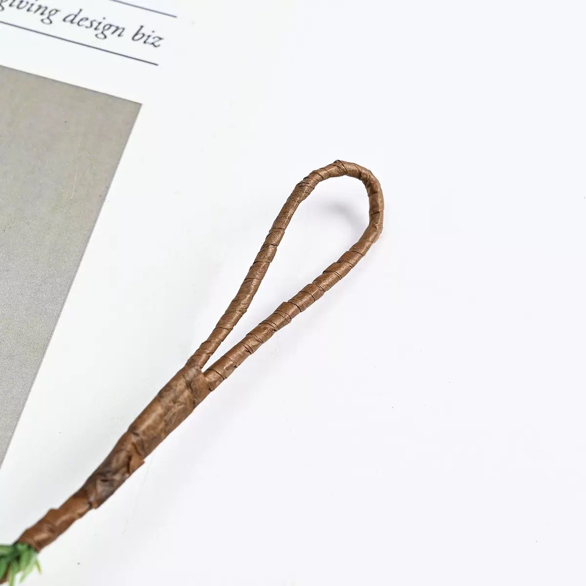 Hanging Loop Detail of Artificial Pine Needle Garland for Easy Display