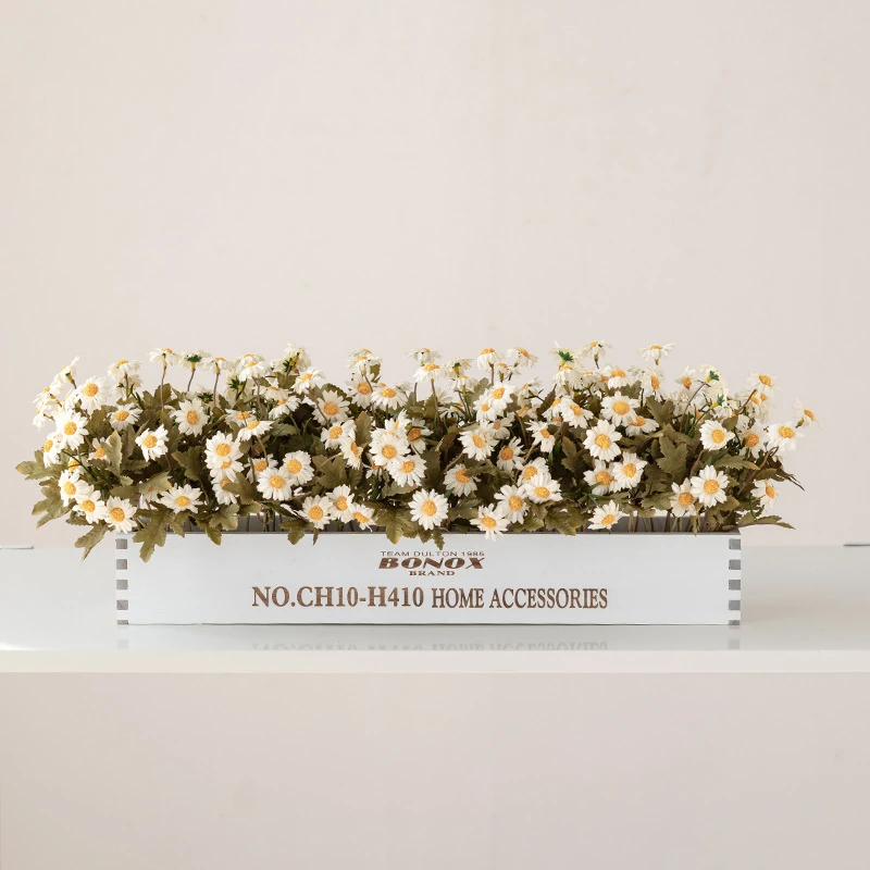 white artificial daisy flower box centerpiece