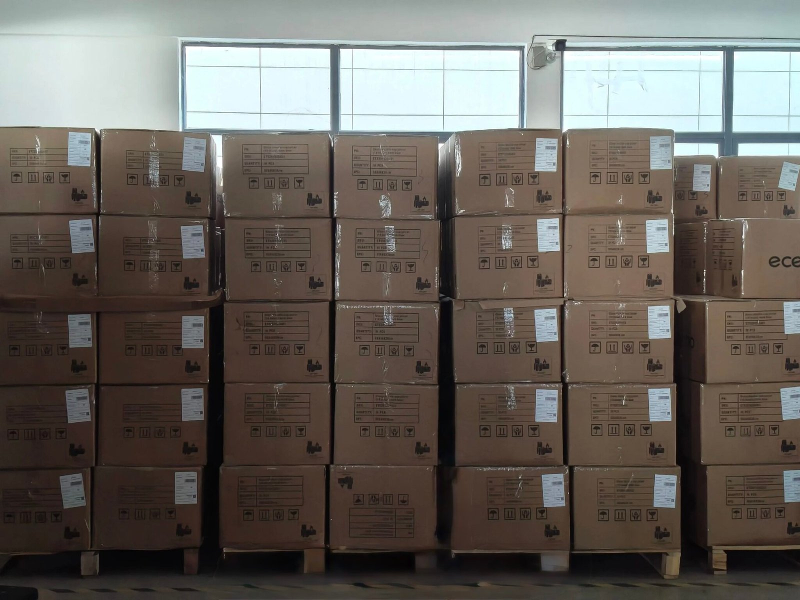 Export shipping cartons used for international wholesale orders