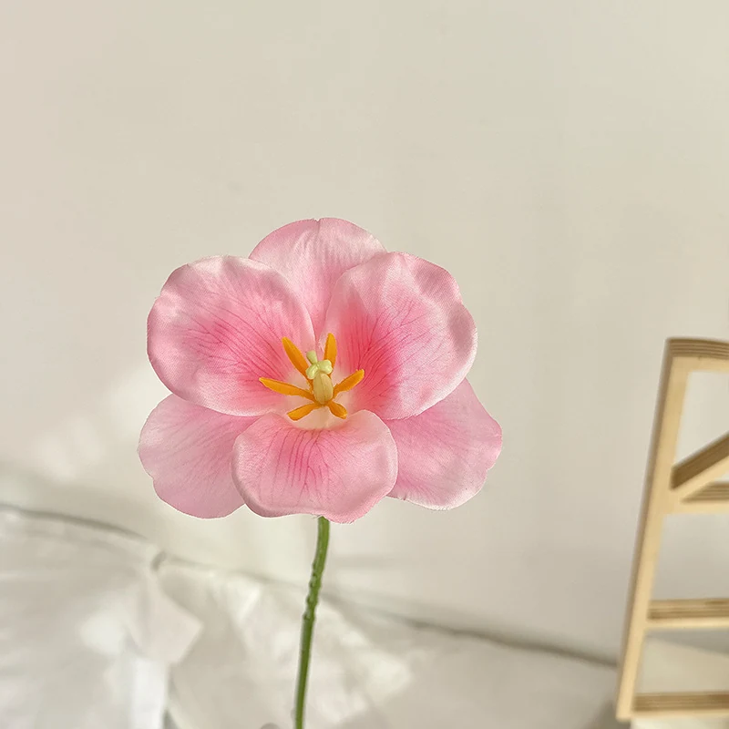 Pink artificial fringed tulip stem
