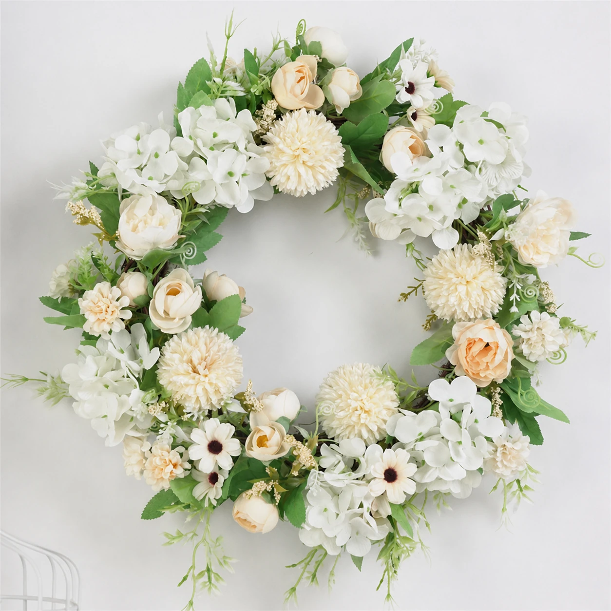 White artificial Mixed Flower Wreath, 40 cm