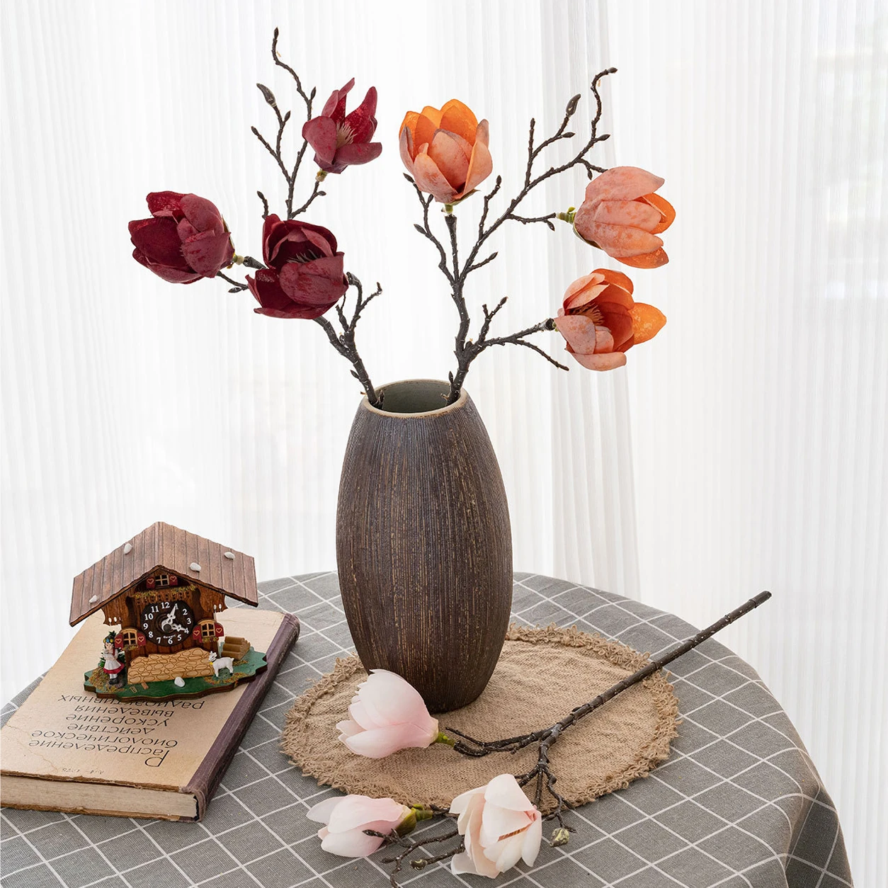 Available colors for artificial three-head magnolia branch