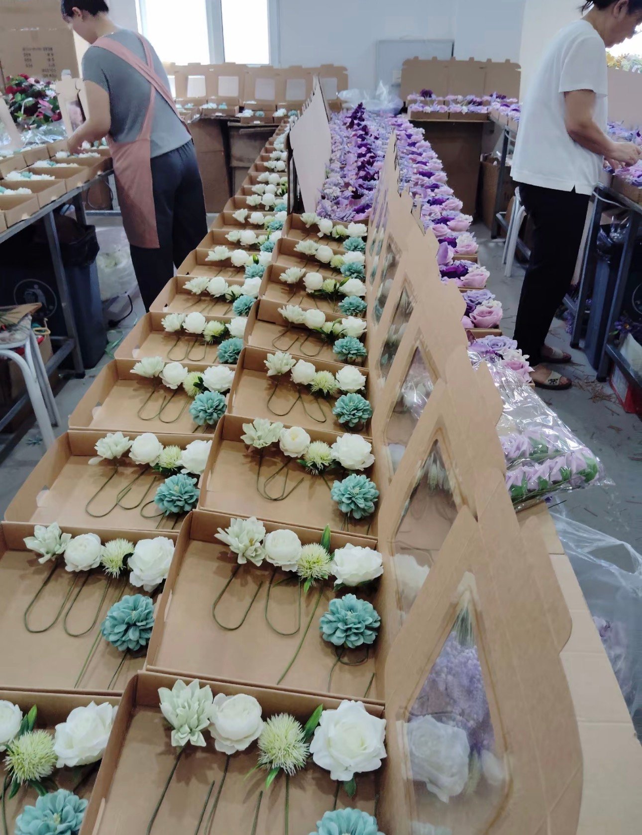 Artificial flowers packed with barcode labels and FBA-ready packaging for Amazon fulfillment centers