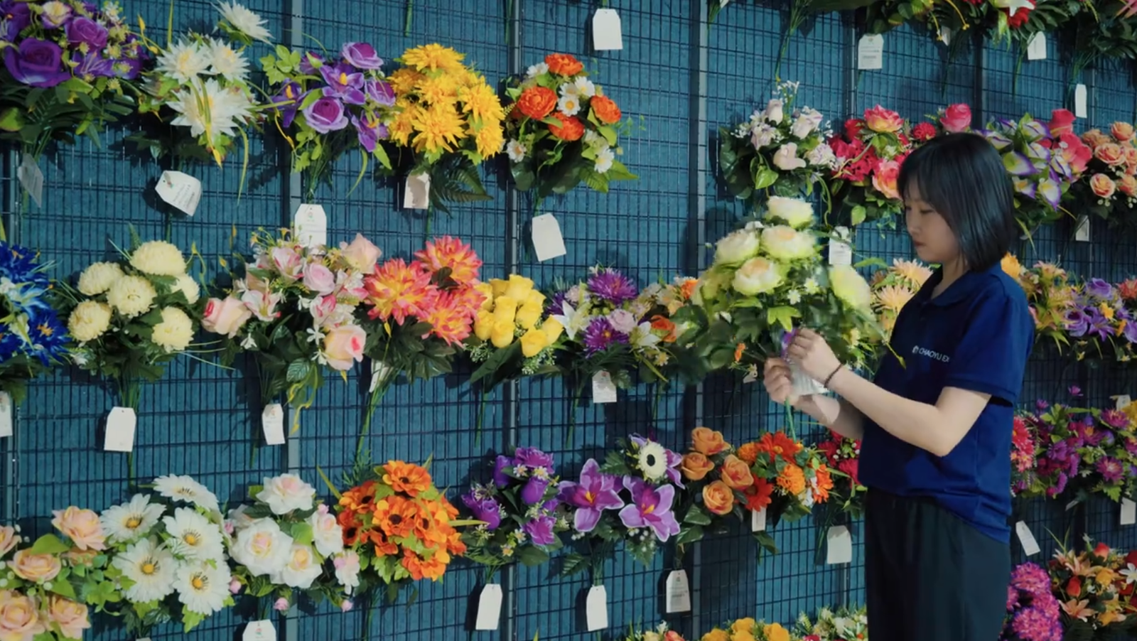 Private label artificial flower manufacturer providing OEM and custom branding services