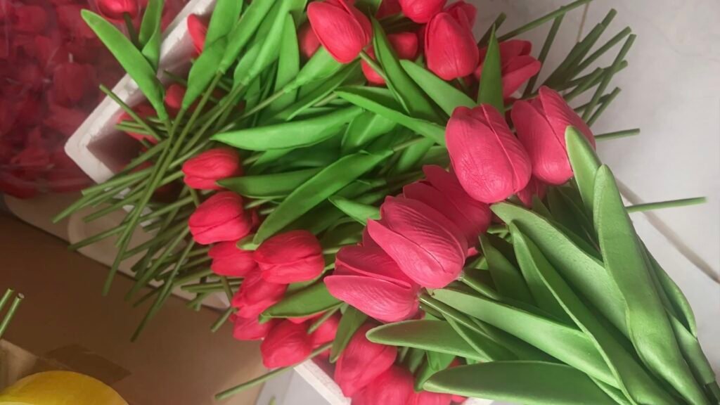PU real-touch artificial flower petals with a soft natural finish