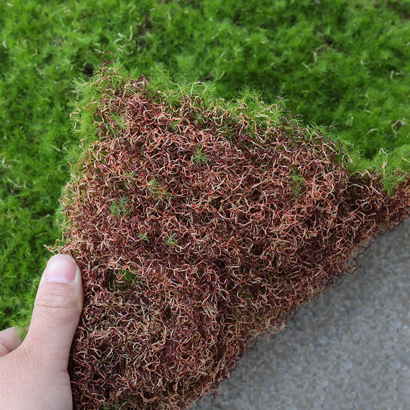 Close-up of back detail for tearable artificial moss mat